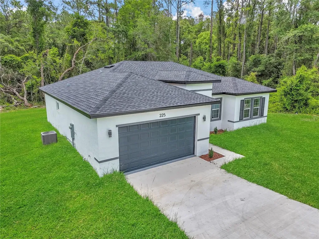 225 E Caldwell Drive Dunnellon FL 34434