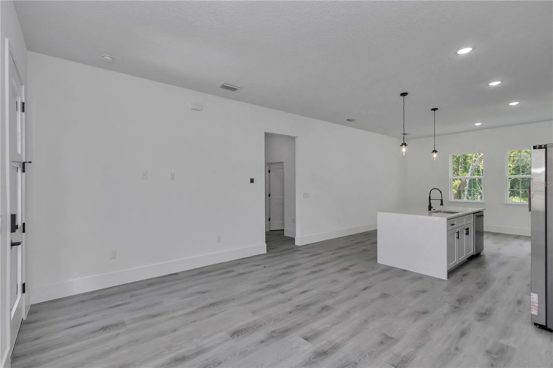 225 E Caldwell Drive Dunnellon FL 34434