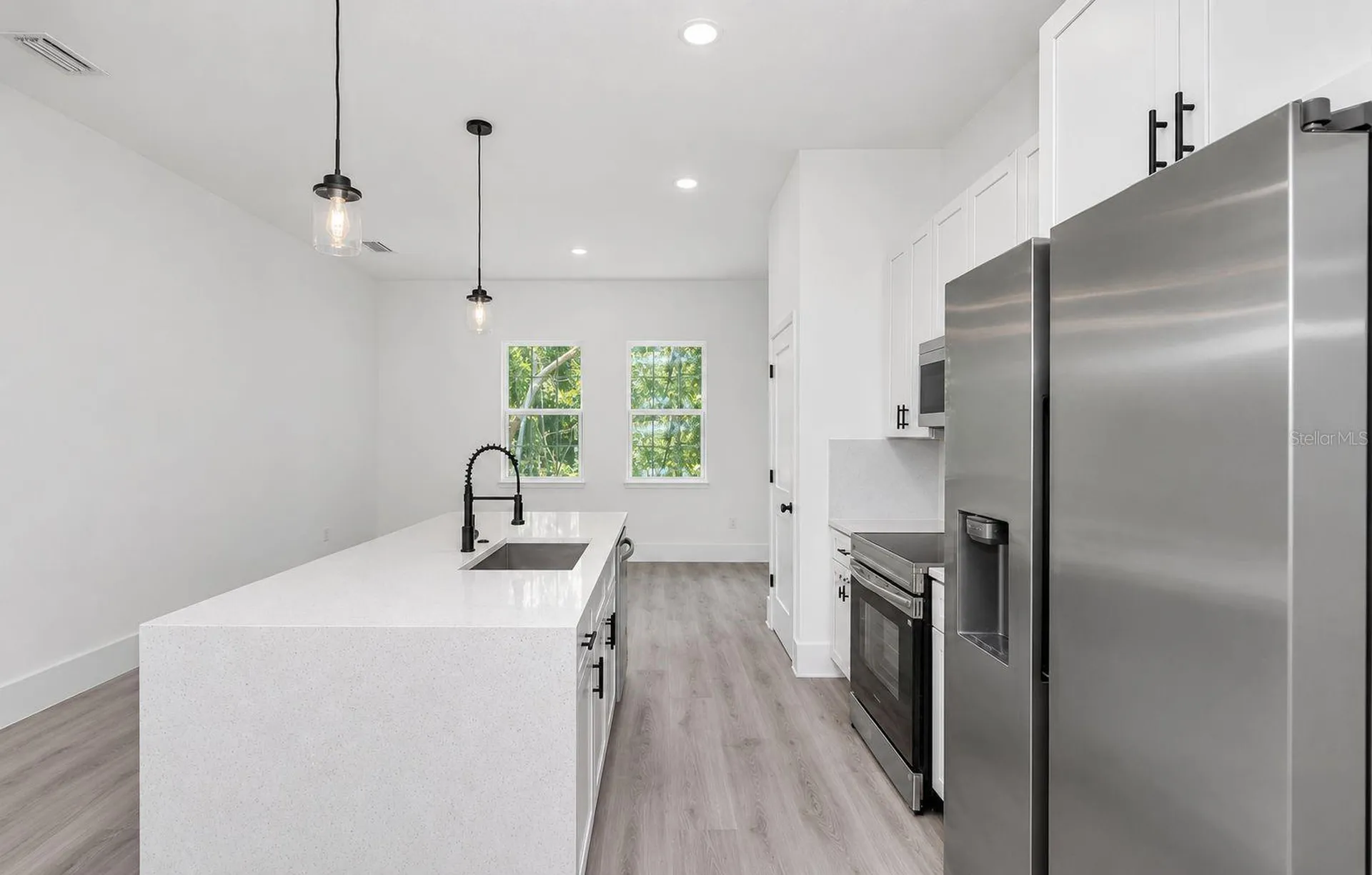 225 E Caldwell Drive Dunnellon FL 34434