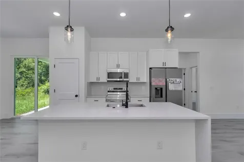 225 E Caldwell Drive Dunnellon FL 34434