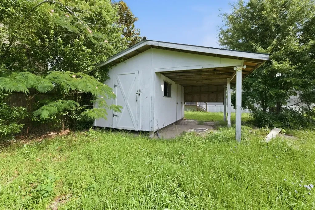 5205 E 11th Street Panama City FL 32404