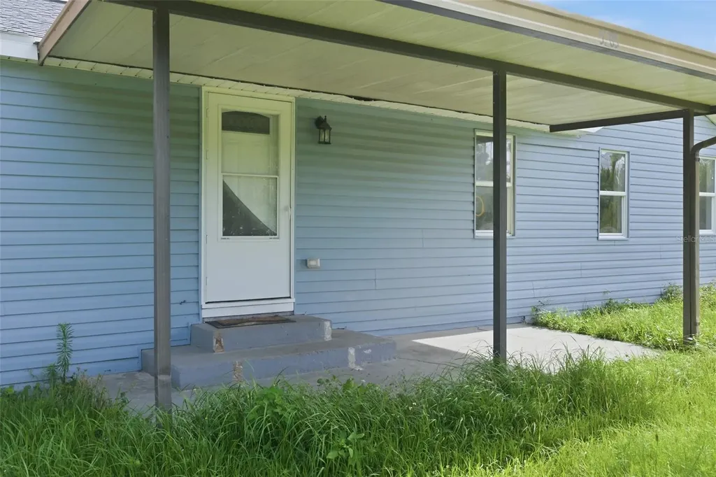 5205 E 11th Street Panama City FL 32404