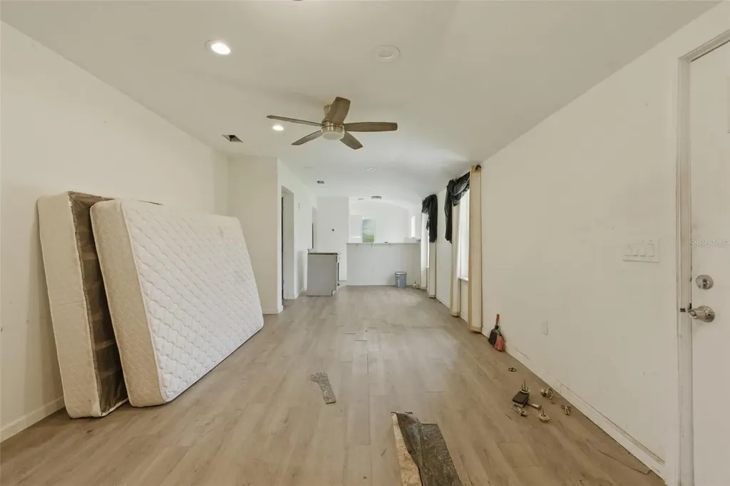 5205 E 11th Street Panama City FL 32404