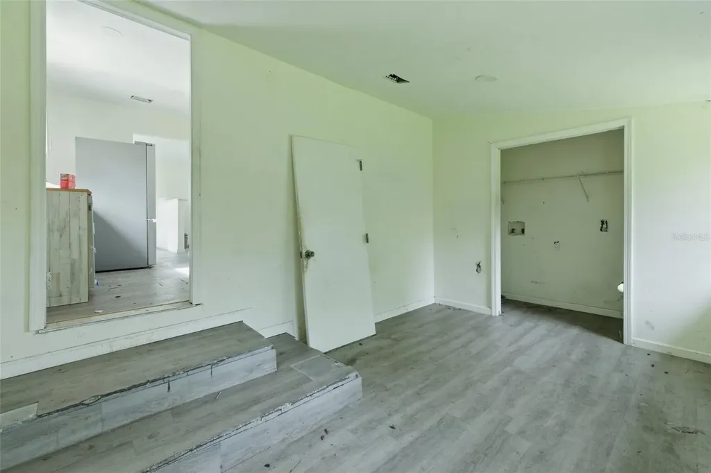 5205 E 11th Street Panama City FL 32404