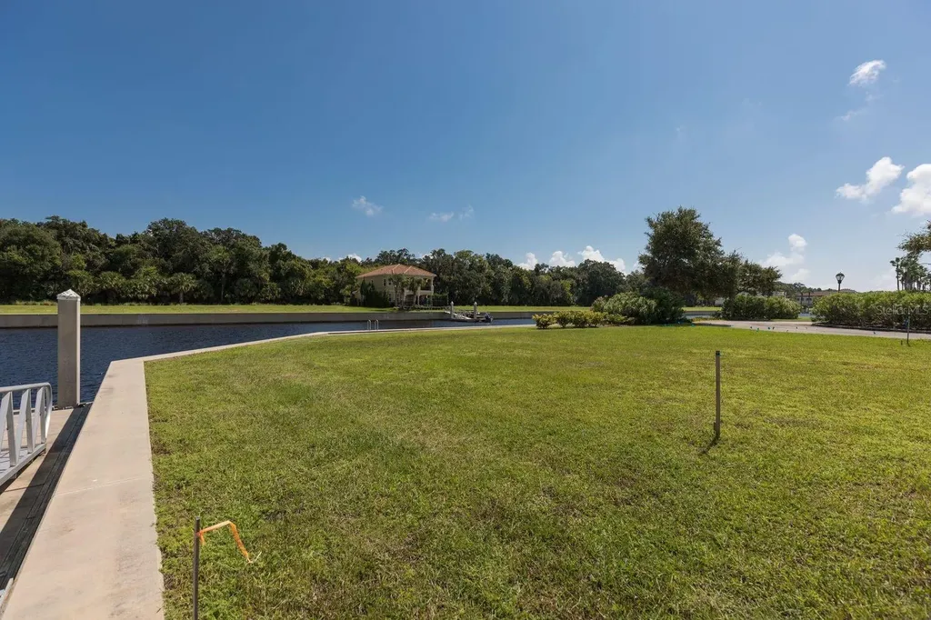 12 Cutter Court Palm Coast FL 32137
