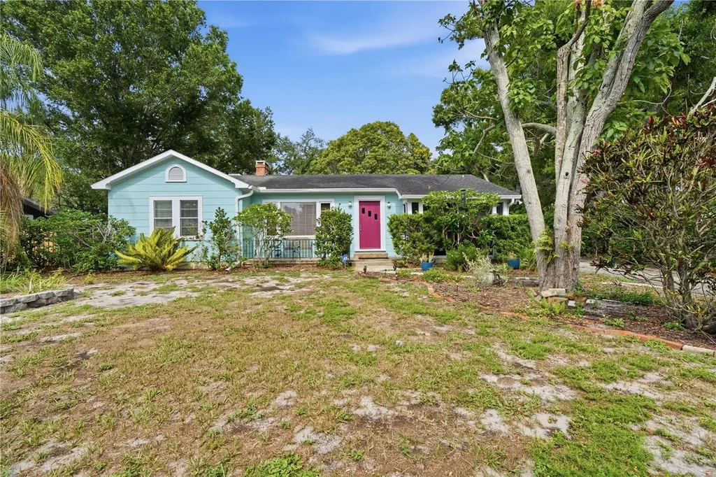 411 W 48th Street Bradenton FL 34209