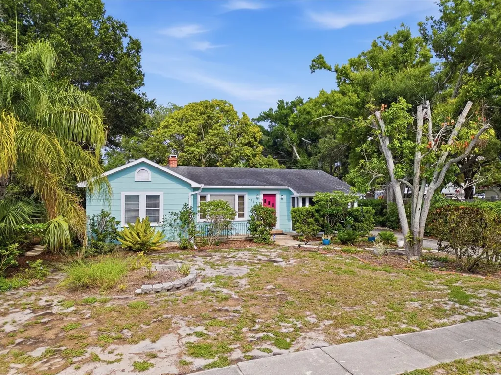 411 W 48th Street Bradenton FL 34209