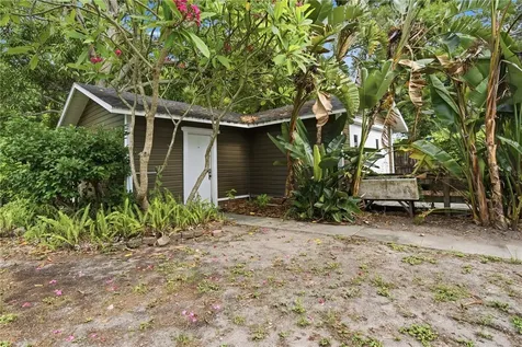 411 W 48th Street Bradenton FL 34209