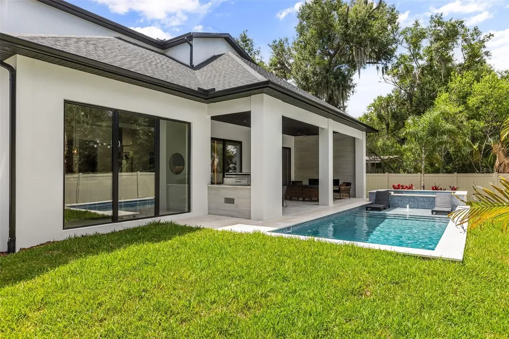 525 S Lakemont Avenue Winter Park FL 32792