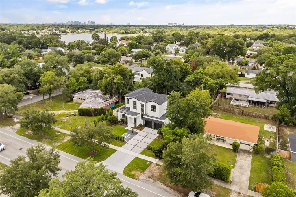525 S Lakemont Avenue Winter Park FL 32792