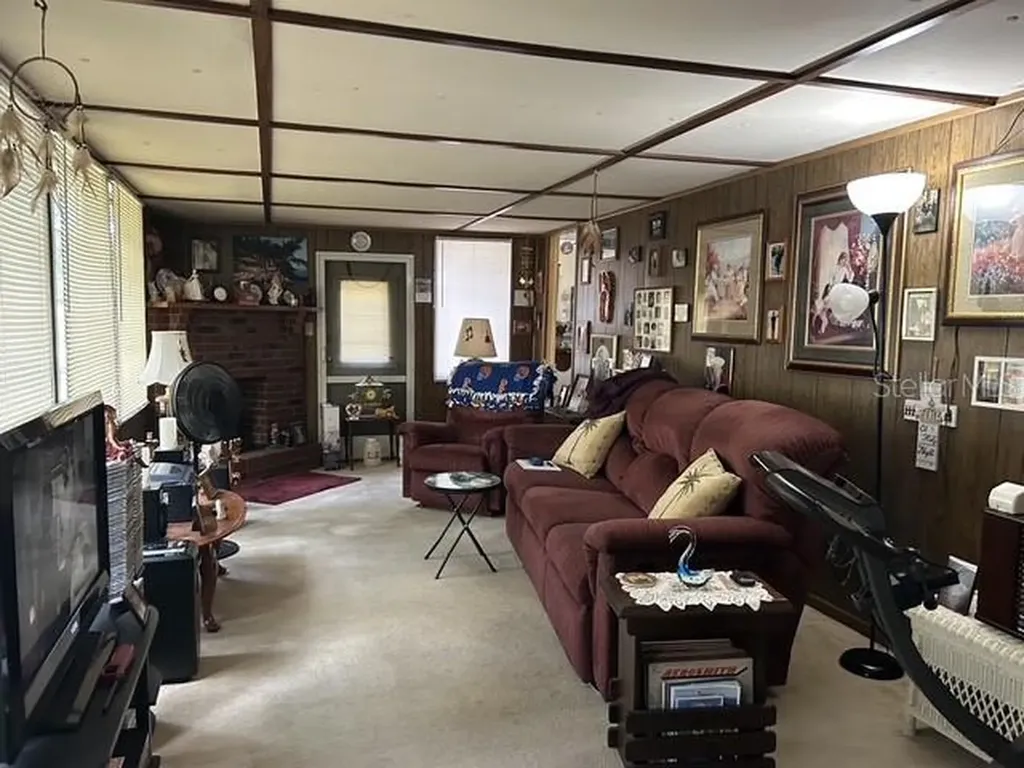 16716 SE 101st Court Road Summerfield FL 34491