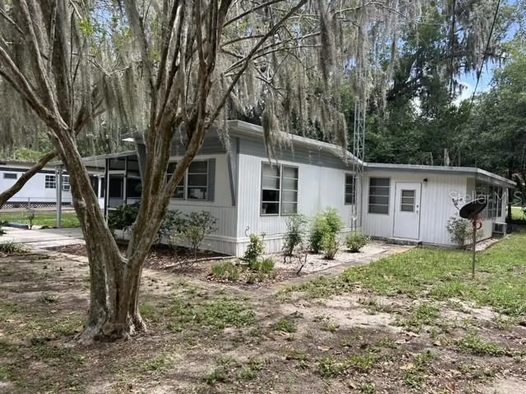 16716 SE 101st Court Road Summerfield FL 34491