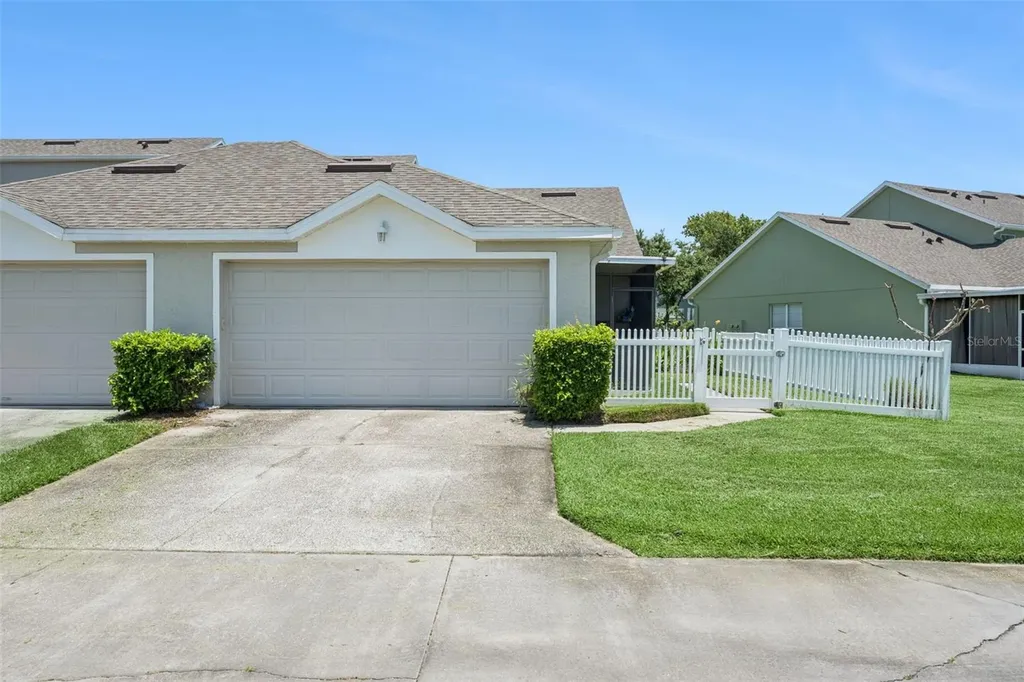 14374 Clarkson Drive Orlando FL 32828
