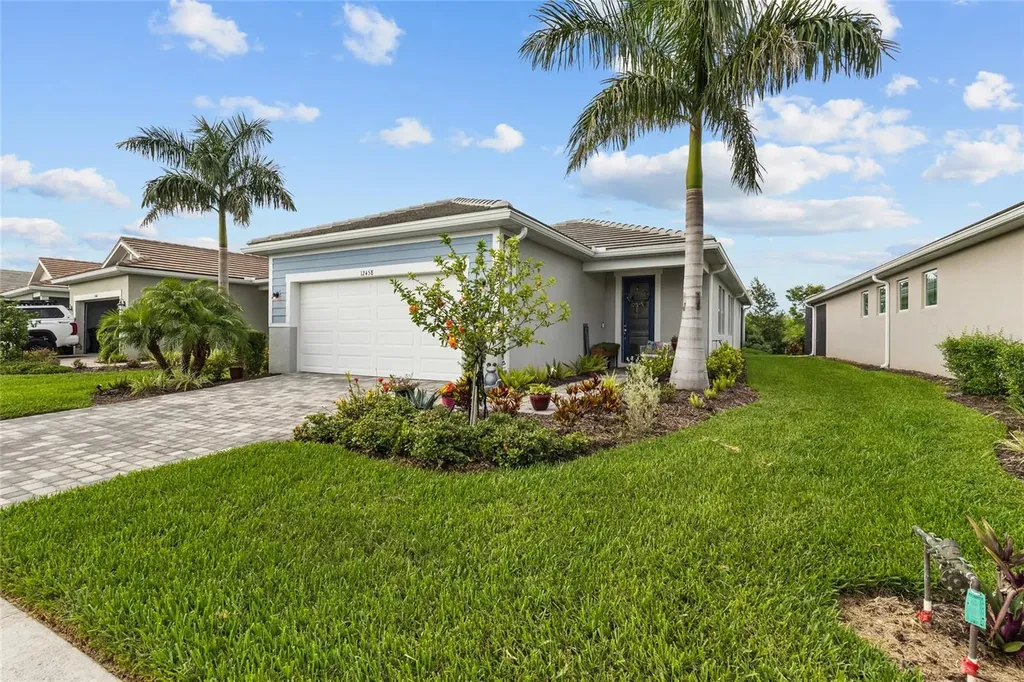 12458 Somatic Court Venice FL 34293