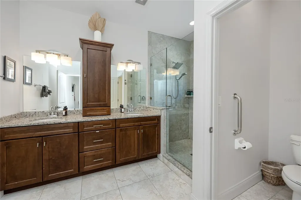 902 8th Avenue NW Largo FL 33770