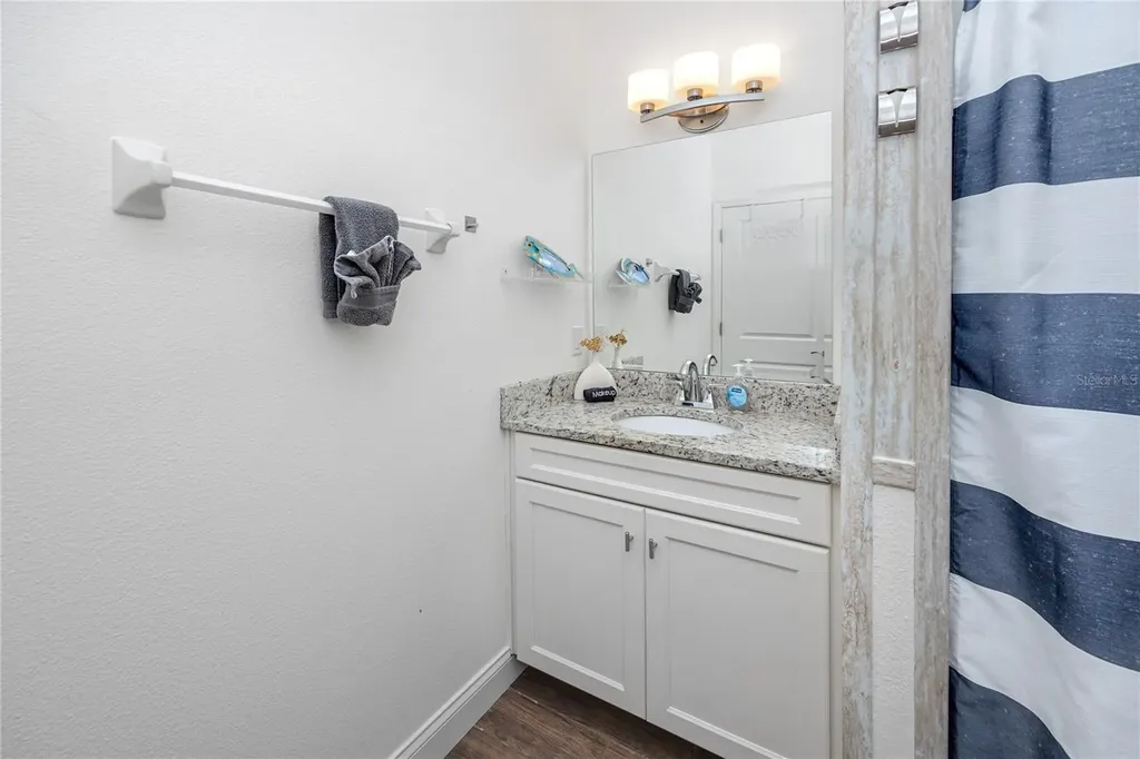902 8th Avenue NW Largo FL 33770
