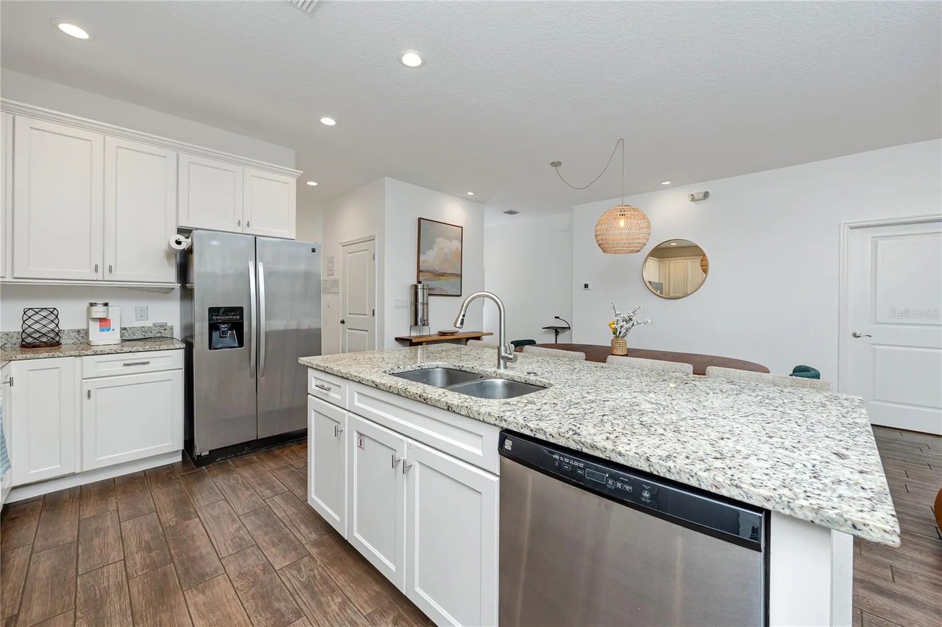 902 8th Avenue NW Largo FL 33770