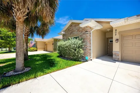 902 8th Avenue NW Largo FL 33770