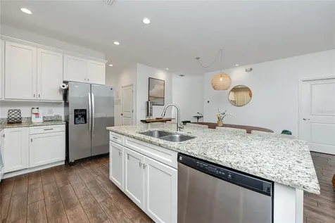 902 8th Avenue NW Largo FL 33770