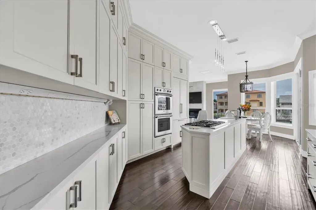 2853 Seabreeze Drive S Gulfport FL 33707