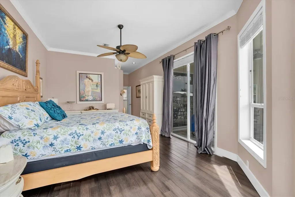 2853 Seabreeze Drive S Gulfport FL 33707