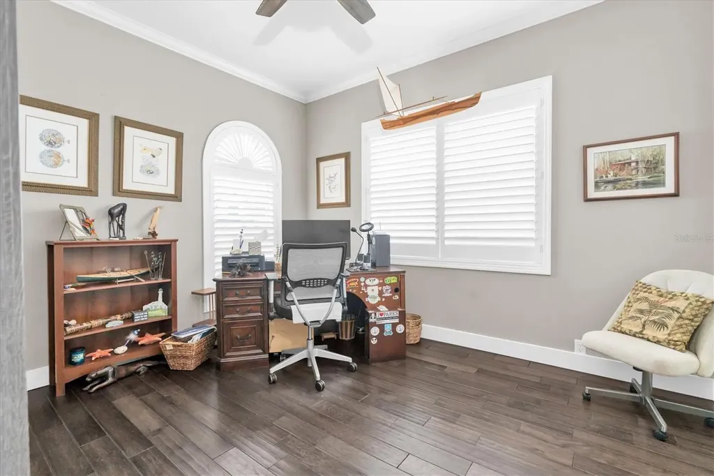 2853 Seabreeze Drive S Gulfport FL 33707