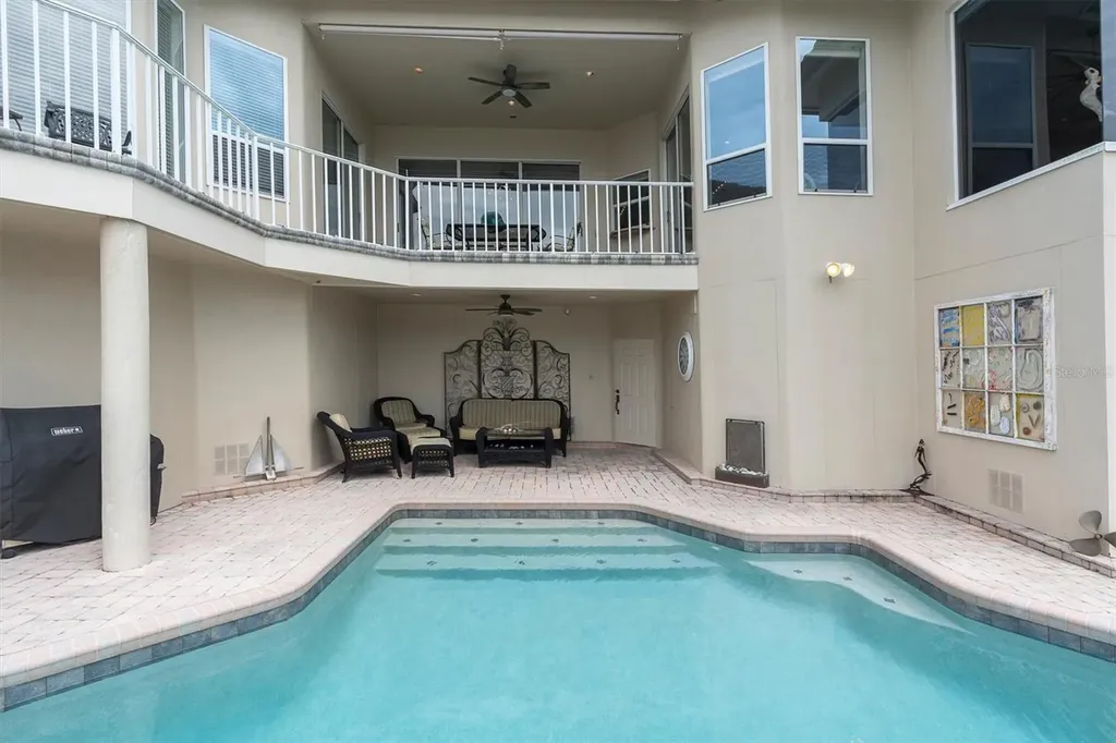 2853 Seabreeze Drive S Gulfport FL 33707