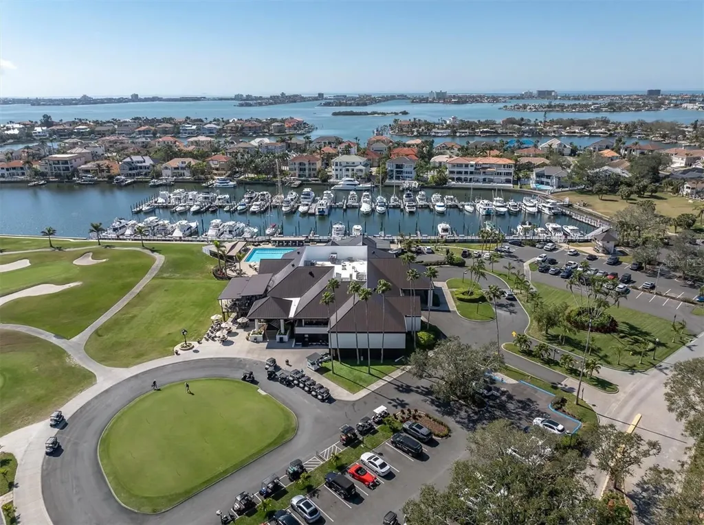 2853 Seabreeze Drive S Gulfport FL 33707