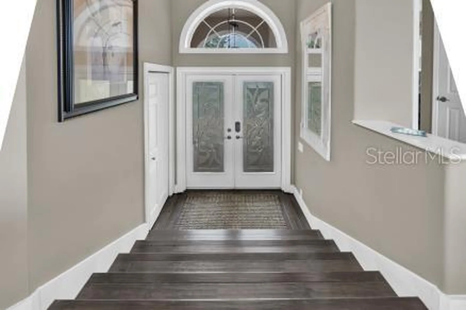 2853 Seabreeze Drive S Gulfport FL 33707