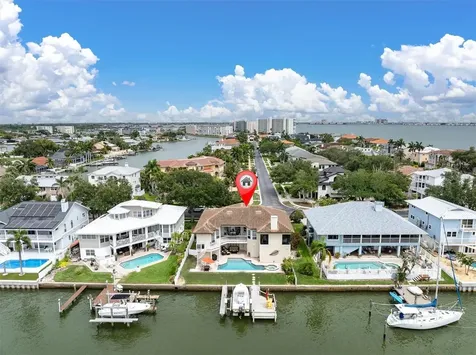 2853 Seabreeze Drive S Gulfport FL 33707
