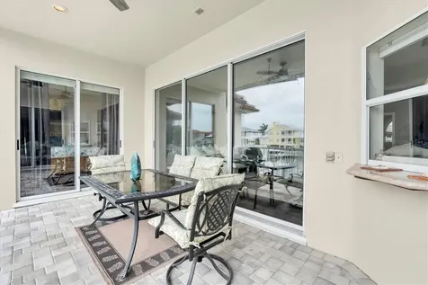 2853 Seabreeze Drive S Gulfport FL 33707