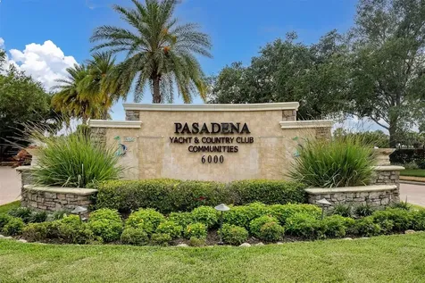 2853 Seabreeze Drive S Gulfport FL 33707