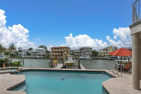 2853 Seabreeze Drive S Gulfport FL 33707