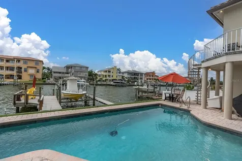 2853 Seabreeze Drive S Gulfport FL 33707