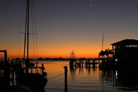 2853 Seabreeze Drive S Gulfport FL 33707