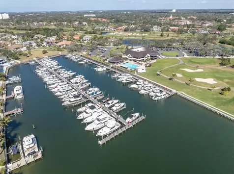 2853 Seabreeze Drive S Gulfport FL 33707