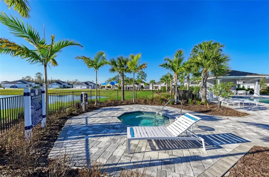 4739 Willow Bend Avenue Parrish FL 34219