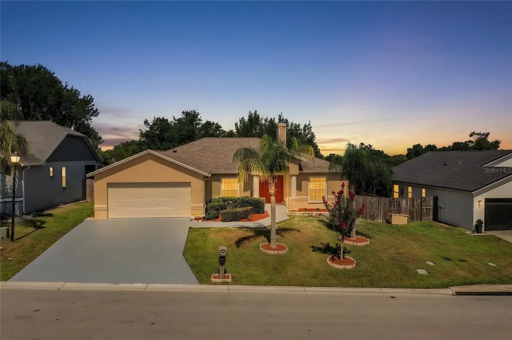 8010 Ashley Pointe Drive Lakeland FL 33810