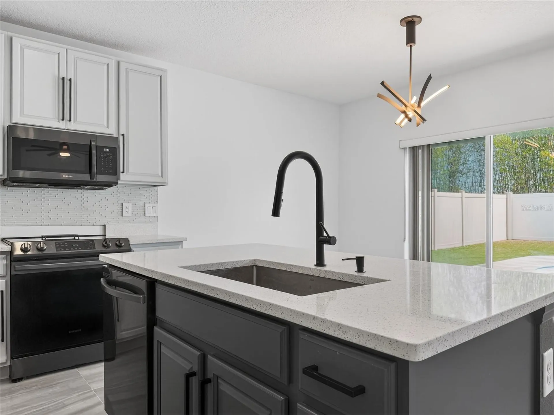 809 Jefferson Boulevard Haines City FL 33844