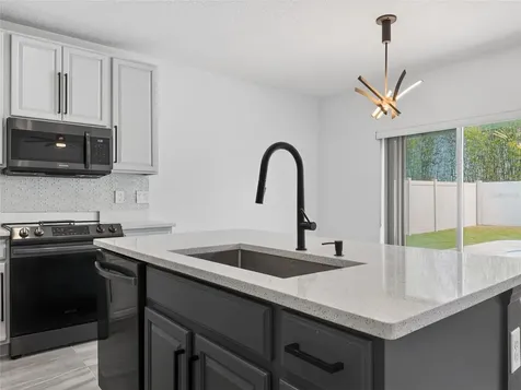 809 Jefferson Boulevard Haines City FL 33844