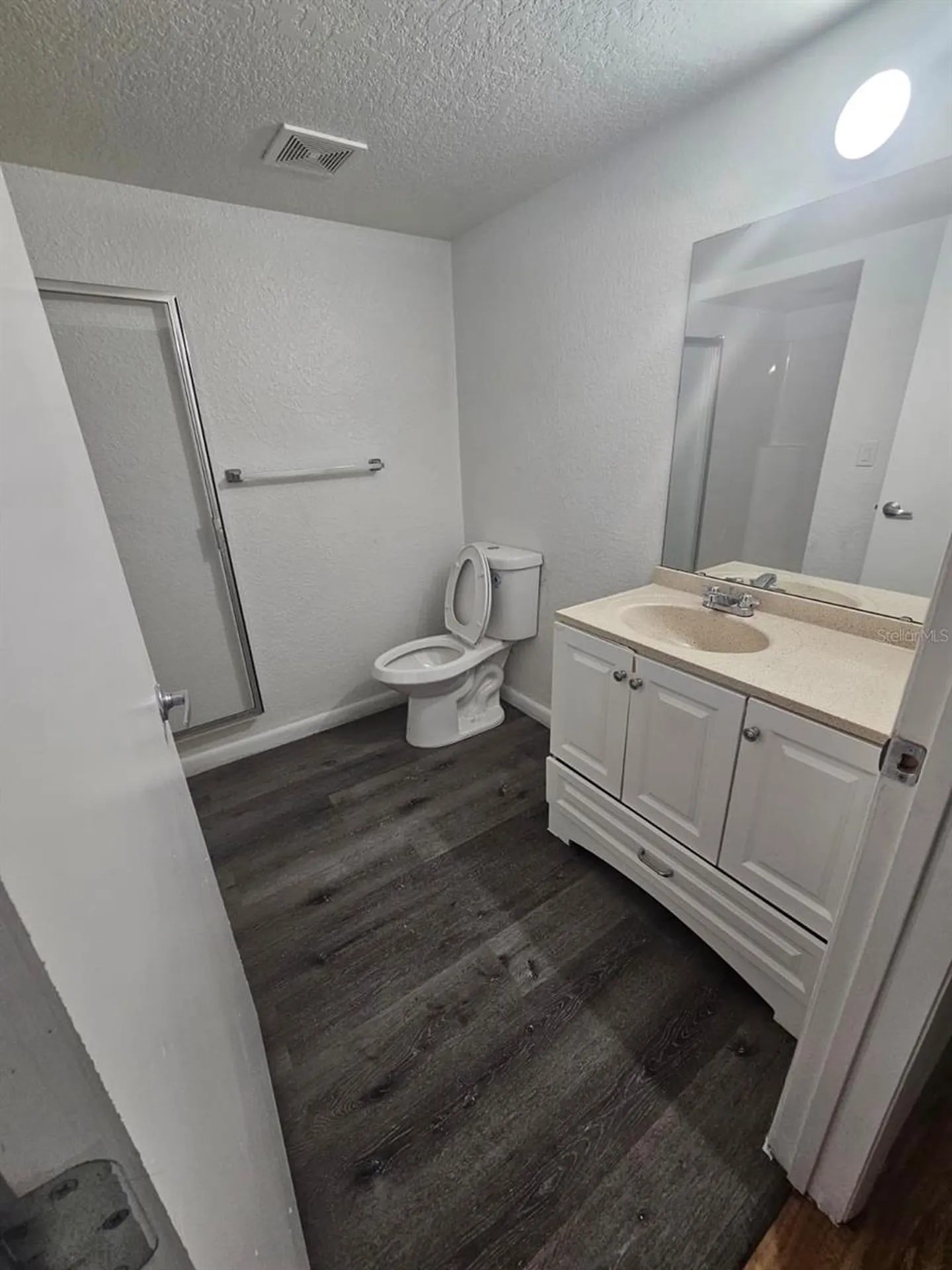 2323 Mccoy Road Orlando FL 32809
