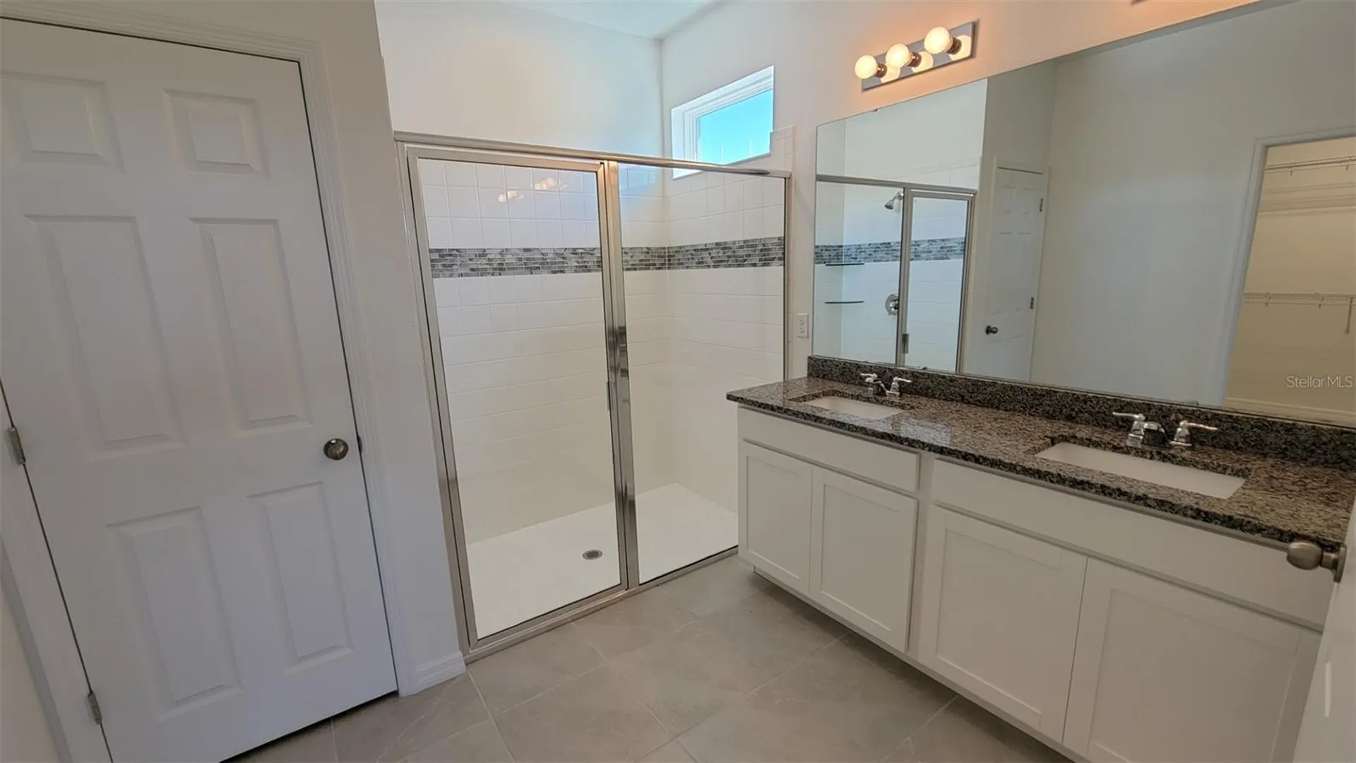 2492 Blowing Breeze Avenue Kissimmee FL 34744