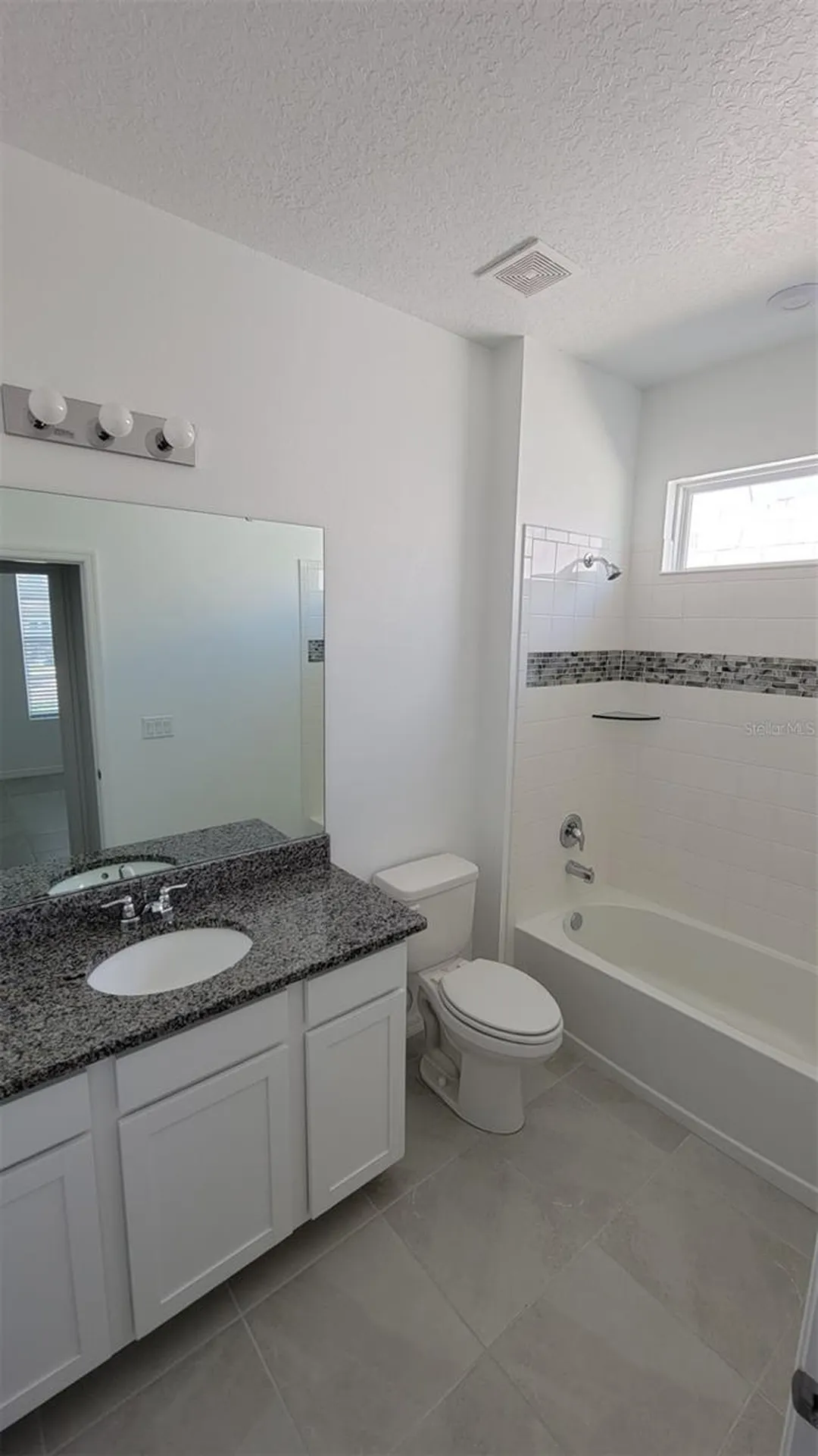 2492 Blowing Breeze Avenue Kissimmee FL 34744