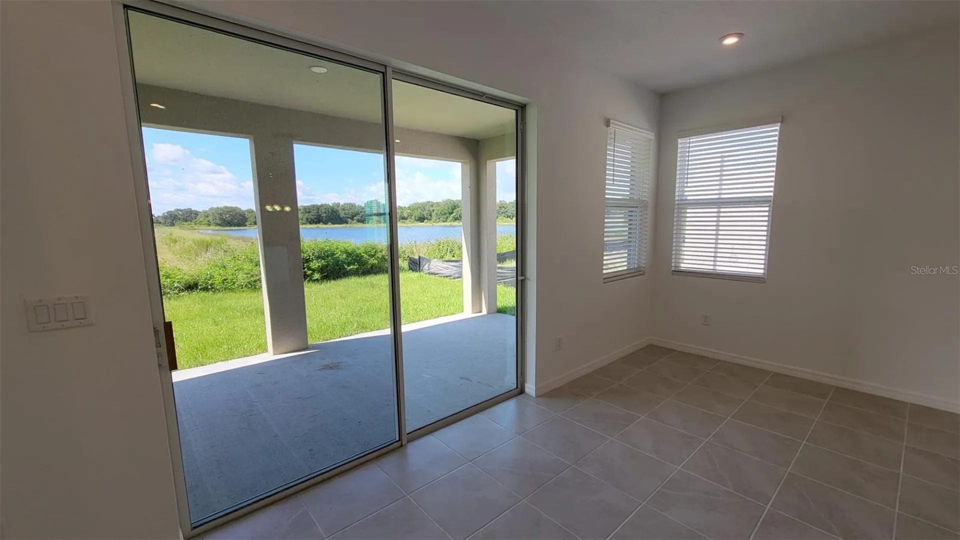 2492 Blowing Breeze Avenue Kissimmee FL 34744