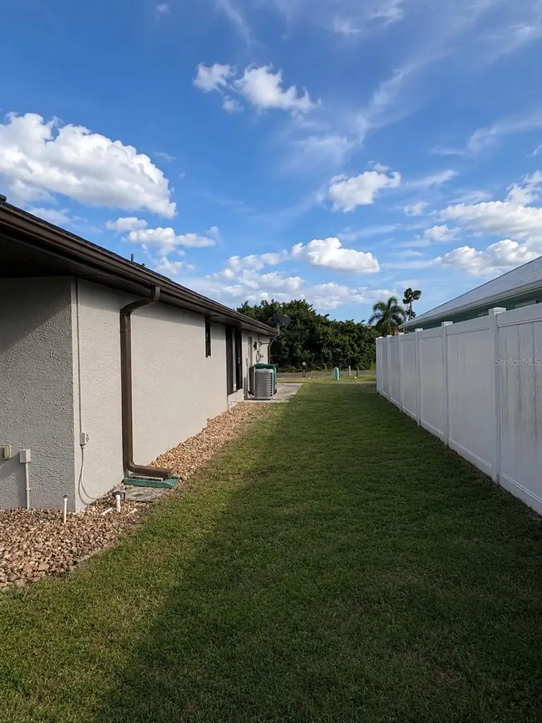 23146 Ambassador Avenue Port Charlotte FL 33954