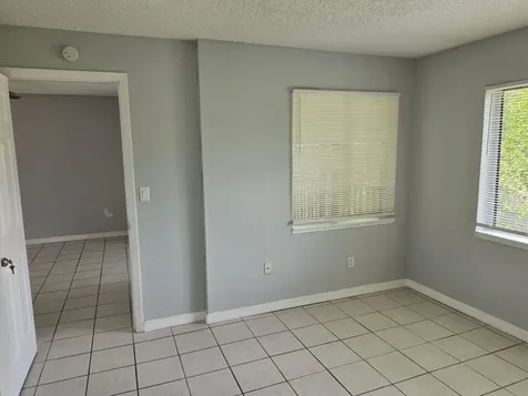 2526 S Oak Avenue Sanford FL 32773