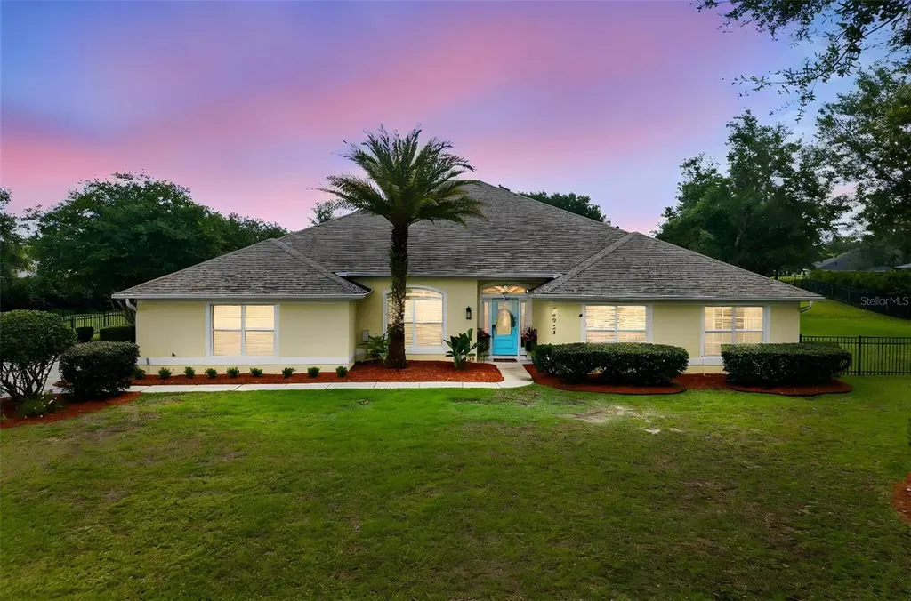 24023 Weldon Drive Eustis FL 32736