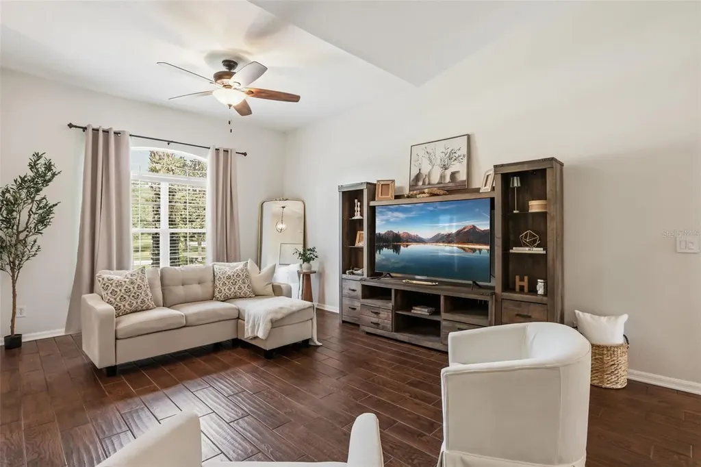 24023 Weldon Drive Eustis FL 32736
