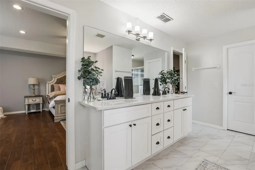 24023 Weldon Drive Eustis FL 32736