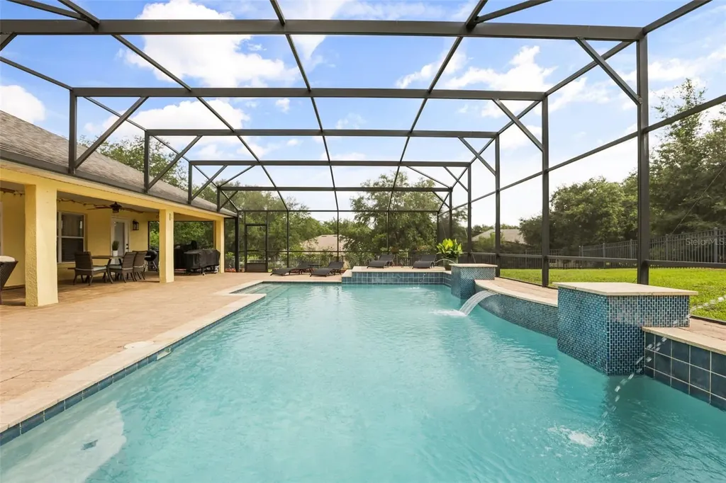 24023 Weldon Drive Eustis FL 32736